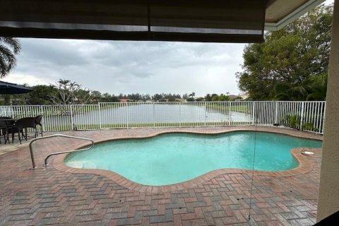 Villa ou maison à vendre à Royal Palm Beach, Floride: 4 chambres, 223.52 m2 № 1077198 - photo 19