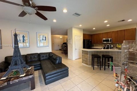 Villa ou maison à vendre à Royal Palm Beach, Floride: 4 chambres, 223.52 m2 № 1077198 - photo 14
