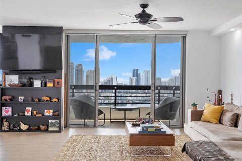 Condo in Aventura, Florida, 2 bedrooms  № 1271124 - photo 9