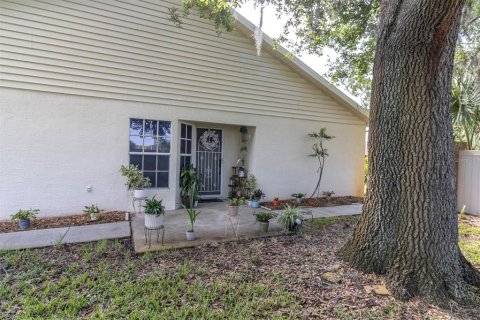 Condo in New Port Richey, Florida, 2 bedrooms  № 1244646 - photo 26