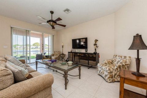 Villa ou maison à vendre à Boynton Beach, Floride: 2 chambres, 197.79 m2 № 1074832 - photo 15