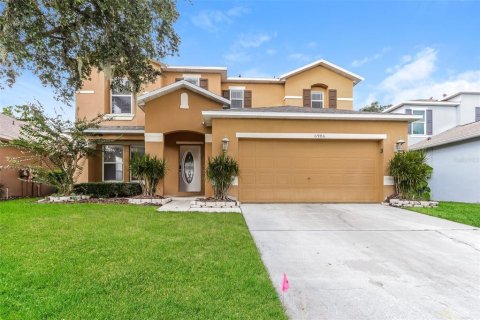 House in Lakeland, Florida 4 bedrooms, 264.4 sq.m. № 1352903 - photo 1