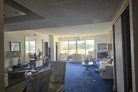 Condominio en venta en Lake Worth, Florida, 3 dormitorios, 153.29 m2 № 1100023 - foto 19