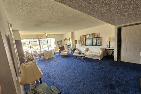 Condominio en venta en Lake Worth, Florida, 3 dormitorios, 153.29 m2 № 1100023 - foto 18