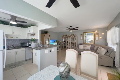 Condo in Boca Raton, Florida, 2 bedrooms  № 1100066 - photo 13