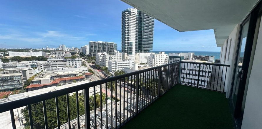 Condo in Miami Beach, Florida, 1 bedroom  № 1431463