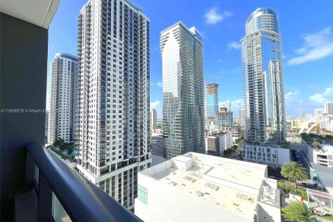 Condominio en venta en Miami, Florida, 1 dormitorio, 48.77 m2 № 1431462 - foto 1