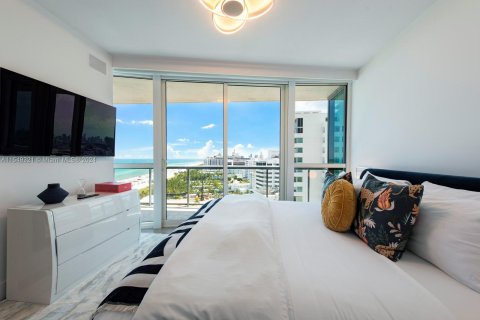 Copropriété à vendre à Miami Beach, Floride: 2 chambres, 115.38 m2 № 1059541 - photo 13