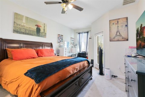 Townhouse in Orlando, Florida 4 bedrooms, 205.13 sq.m. № 1066301 - photo 9