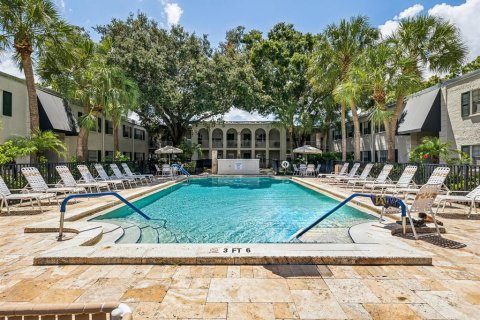 Condo in Tampa, Florida, 1 bedroom  № 1343305 - photo 22