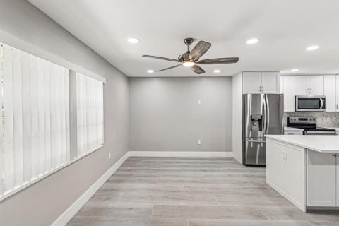 Copropriété à vendre à Tampa, Floride: 1 chambre, 70.61 m2 № 1343305 - photo 11