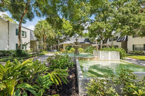 Condo in Tampa, Florida, 1 bedroom  № 1343305 - photo 27