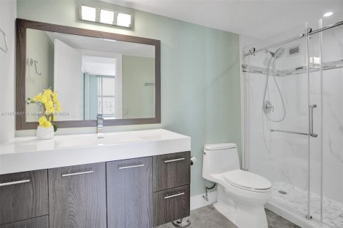 Condo in Hollywood, Florida, 2 bedrooms  № 1397802 - photo 19