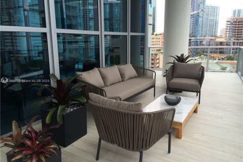 Condo in Miami, Florida, 1 bedroom  № 1397800 - photo 17