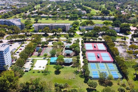 Copropriété à vendre à Pompano Beach, Floride: 3 chambres, 170.94 m2 № 1061329 - photo 3