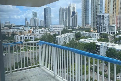 Copropriété à vendre à Sunny Isles Beach, Floride: 2 chambres, 172.43 m2 № 1375392 - photo 3