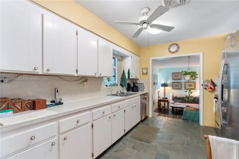 House in Fort Lauderdale, Florida 2 bedrooms, 130.62 sq.m. № 1375387 - photo 20