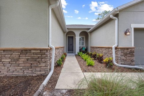 Villa ou maison à vendre à Punta Gorda, Floride: 3 chambres, 198.07 m2 № 1245842 - photo 1