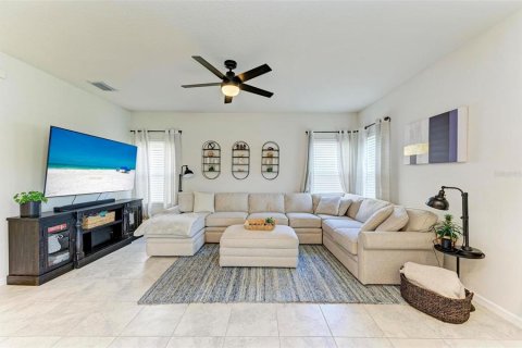 Casa en venta en Bradenton, Florida, 5 dormitorios, 218.88 m2 № 1302412 - foto 12