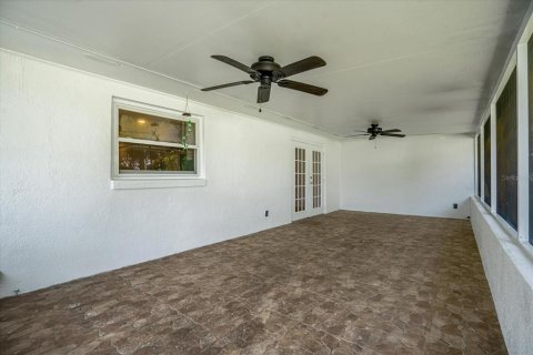 House in Belle Isle, Florida 3 bedrooms, 185.53 sq.m. № 1302411 - photo 30