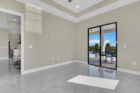 Villa ou maison à vendre à Cape Coral, Floride: 4 chambres, 247.96 m2 № 1401097 - photo 24