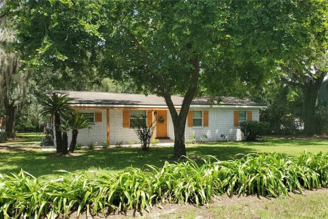 House in Tampa, Florida 3 bedrooms, 181.07 sq.m. № 1288166 - photo 1