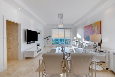 Copropriété à vendre à Miami Beach, Floride: 2 chambres, 114.27 m2 № 1357179 - photo 28