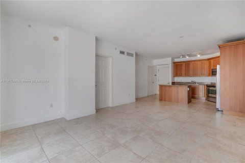 Condominio en venta en Coral Gables, Florida, 1 dormitorio, 72.65 m2 № 1357180 - foto 6