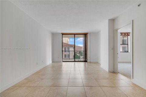 Condominio en venta en Coral Gables, Florida, 1 dormitorio, 72.65 m2 № 1357180 - foto 11