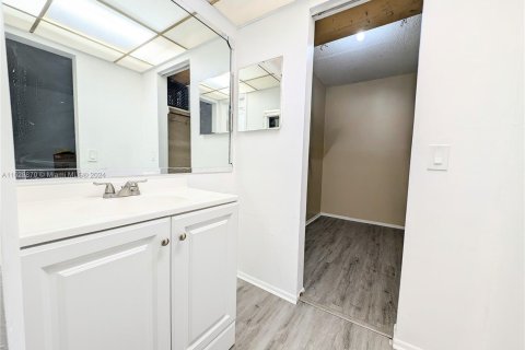 Copropriété à vendre à Lauderdale Lakes, Floride: 1 chambre, 61.5 m2 № 1325482 - photo 29