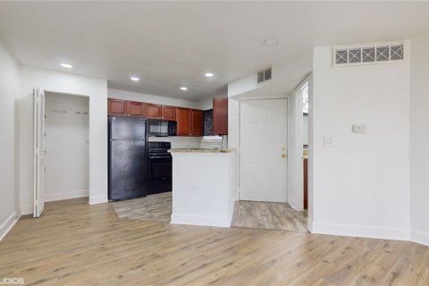 Condominio en venta en Orlando, Florida, 1 dormitorio, 48.87 m2 № 1087413 - foto 10