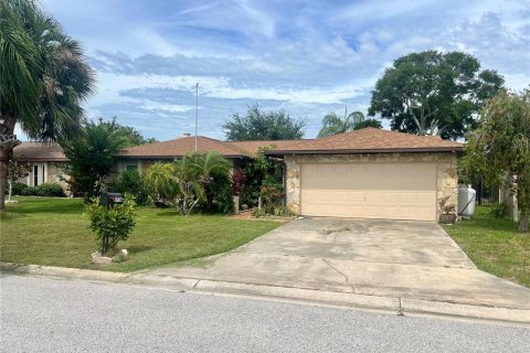 Casa en venta en Port Richey, Florida, 3 dormitorios, 166.48 m2 № 1253243 - foto 5