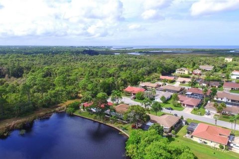 Casa en venta en Port Richey, Florida, 3 dormitorios, 166.48 m2 № 1253243 - foto 8