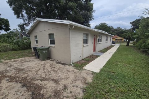 Casa en venta en Tampa, Florida, 4 dormitorios, 120.4 m2 № 1371001 - foto 2