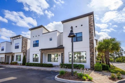 Copropriété à vendre à Davenport, Floride: 4 chambres, 204.85 m2 № 1069849 - photo 1