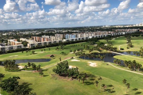 Condo in Hallandale Beach, Florida, 3 bedrooms  № 1075223 - photo 29