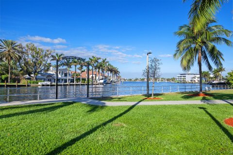 Copropriété à vendre à Pompano Beach, Floride: 2 chambres, 130.06 m2 № 1033849 - photo 8