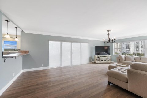 Copropriété à vendre à Pompano Beach, Floride: 2 chambres, 130.06 m2 № 1033849 - photo 24