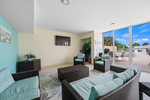 Copropriété à vendre à Pompano Beach, Floride: 2 chambres, 130.06 m2 № 1033849 - photo 11