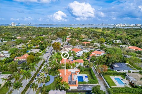 Купить виллу или дом в Майами-Шорс, Флорида 4 спальни, 262.26м2, № 1046868 - фото 3