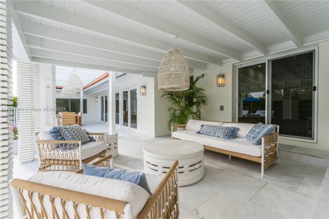 Villa ou maison à vendre à Miami Shores, Floride: 4 chambres, 262.26 m2 № 1046868 - photo 7
