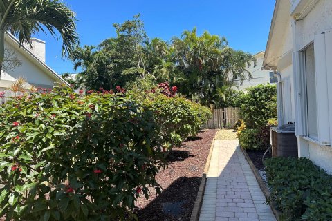 Townhouse in Delray Beach, Florida 3 bedrooms, 152.64 sq.m. № 1044087 - photo 23