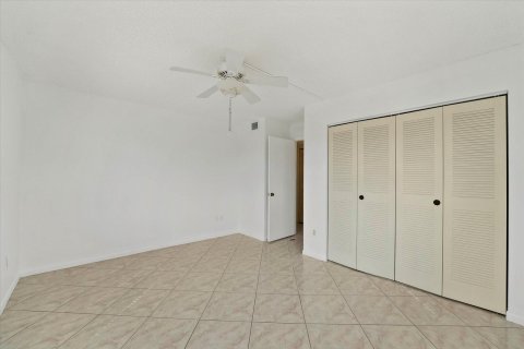 Copropriété à vendre à West Palm Beach, Floride: 2 chambres, 110.83 m2 № 1051097 - photo 9