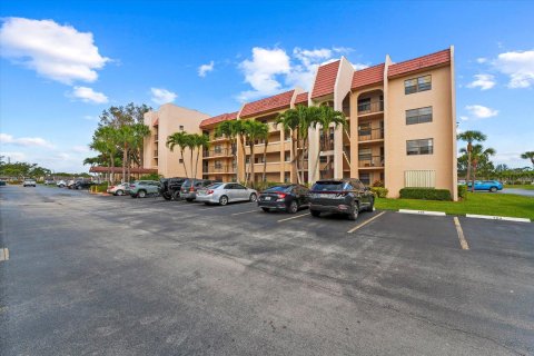 Condo in West Palm Beach, Florida, 2 bedrooms  № 1051097 - photo 26