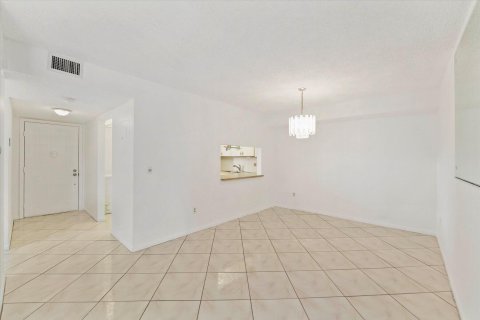 Copropriété à vendre à West Palm Beach, Floride: 2 chambres, 110.83 m2 № 1051097 - photo 21