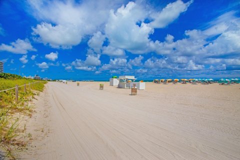 Condo in Miami Beach, Florida, 1 bedroom  № 1057870 - photo 5