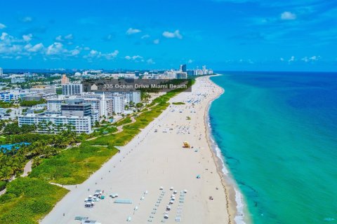 Condo in Miami Beach, Florida, 1 bedroom  № 1057870 - photo 23