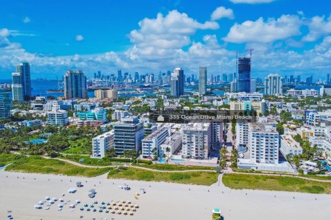 Condo in Miami Beach, Florida, 1 bedroom  № 1057870 - photo 22