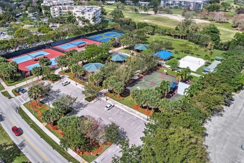 Copropriété à vendre à Pompano Beach, Floride: 2 chambres, 120.59 m2 № 1041006 - photo 9