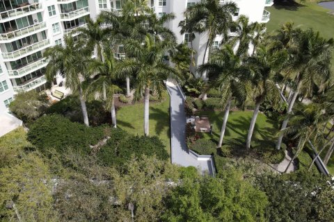 Condominio en venta en Boca Raton, Florida, 1 dormitorio, 146.79 m2 № 1051190 - foto 25